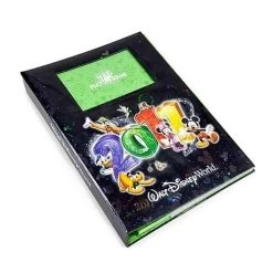 Disney Photo Album - 300 Pics - 2011 Mickey And Pals Goofy Donald