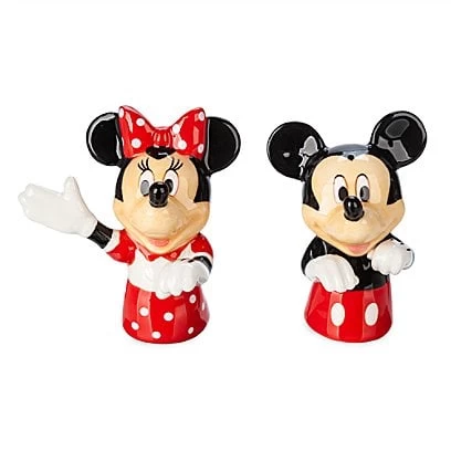 Disney Salt And Pepper Shaker Set - Mickey And Minnie Mouse Holiday Sleigh 6 Disney Salt And Pepper Shaker Set - Mickey And Minnie Mouse Holiday Sleigh - Image 6