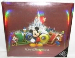 Disney Scrapbook Album 12 X 12 - 2007 Mickey Mouse